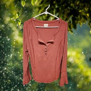 Women's size Large thermal orange bell sleeve shirt